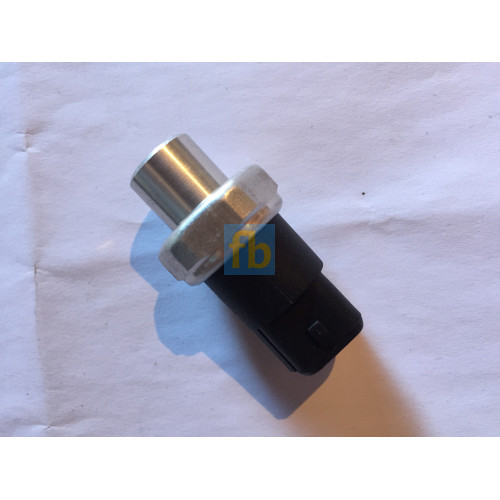 Датчик тиску кондиціонера Denso DPS02002