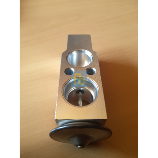 Клапан ТРВ кондиціонера - TOYOTA, LEXUS (260944)